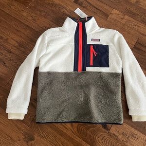 Vineyard Vines fleece half zip size S NEVER WORN, Tags attached